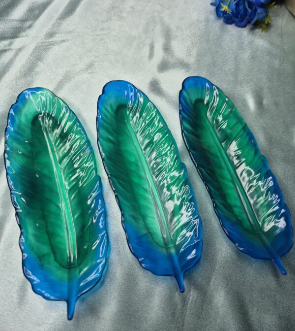 leaf shape tray blue green