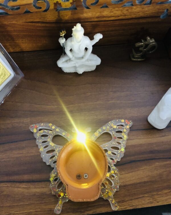 resin butterfly shape tealight holder