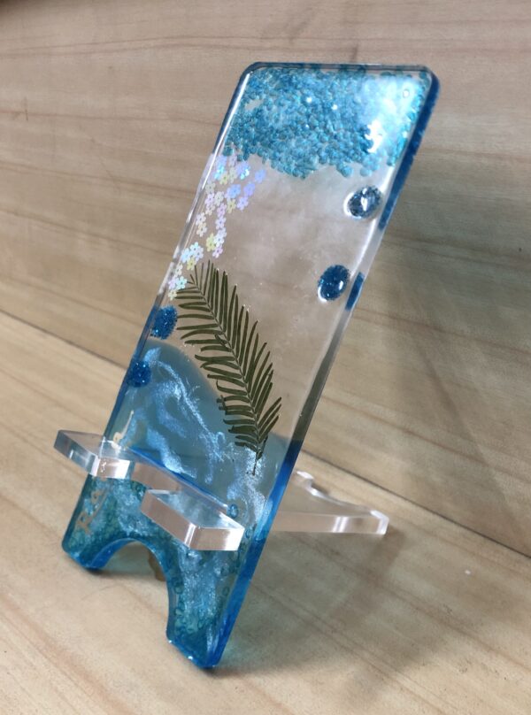 resin phone stand